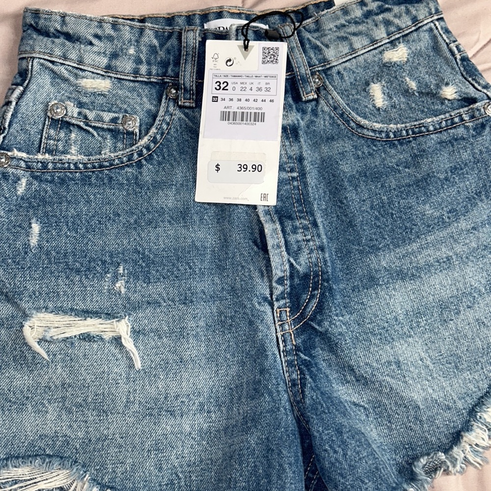 Zara High Rise Shorts - Picture 5 of 8